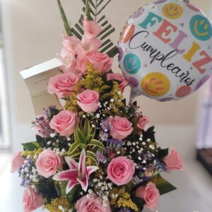 .Arreglo floral rosado #013